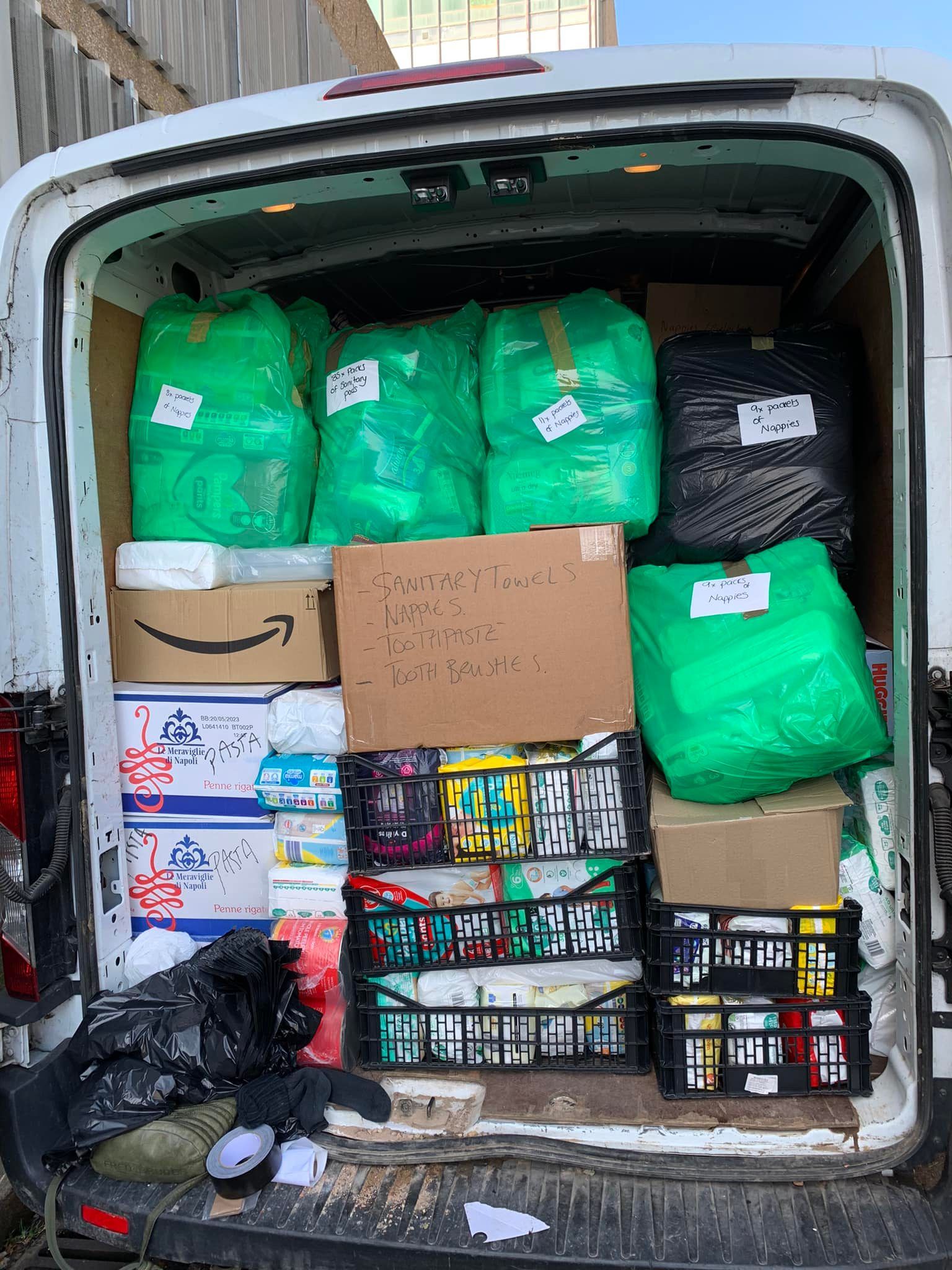Picture of a van full of supplies to be delivered to Ukraine