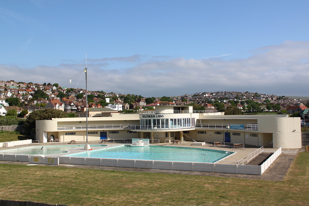 Picture of Saltdean with the lido in the foreground