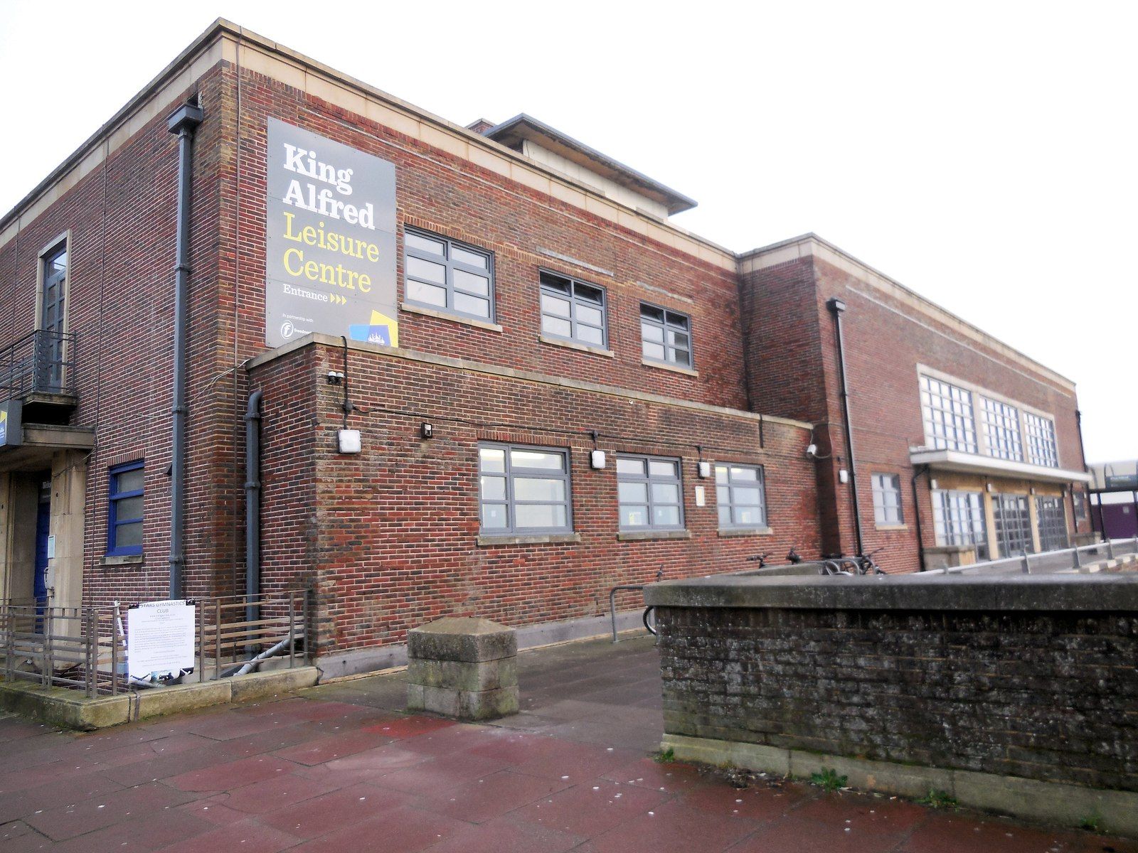 Picture of the King Alfred Leisure Centre