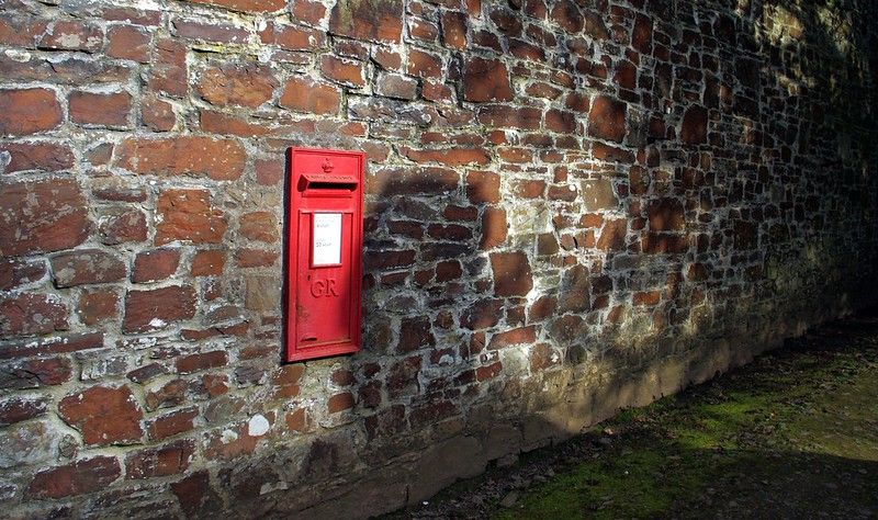 Picture of a postbox set into a wall